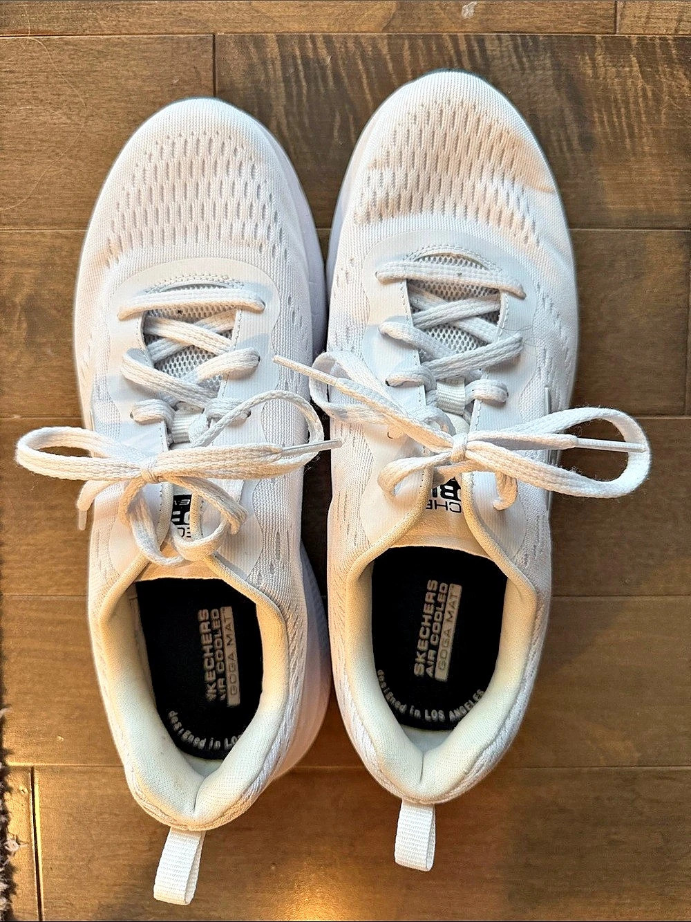 Skechers GOrun Consistent White Sneakers Size 8